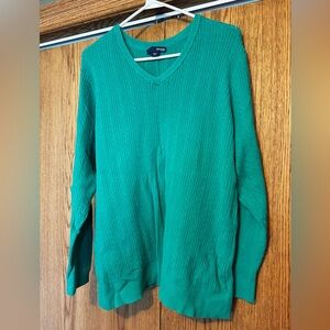 Women’s Basic Edition size 2XL long sleeve green v-neck sweater.